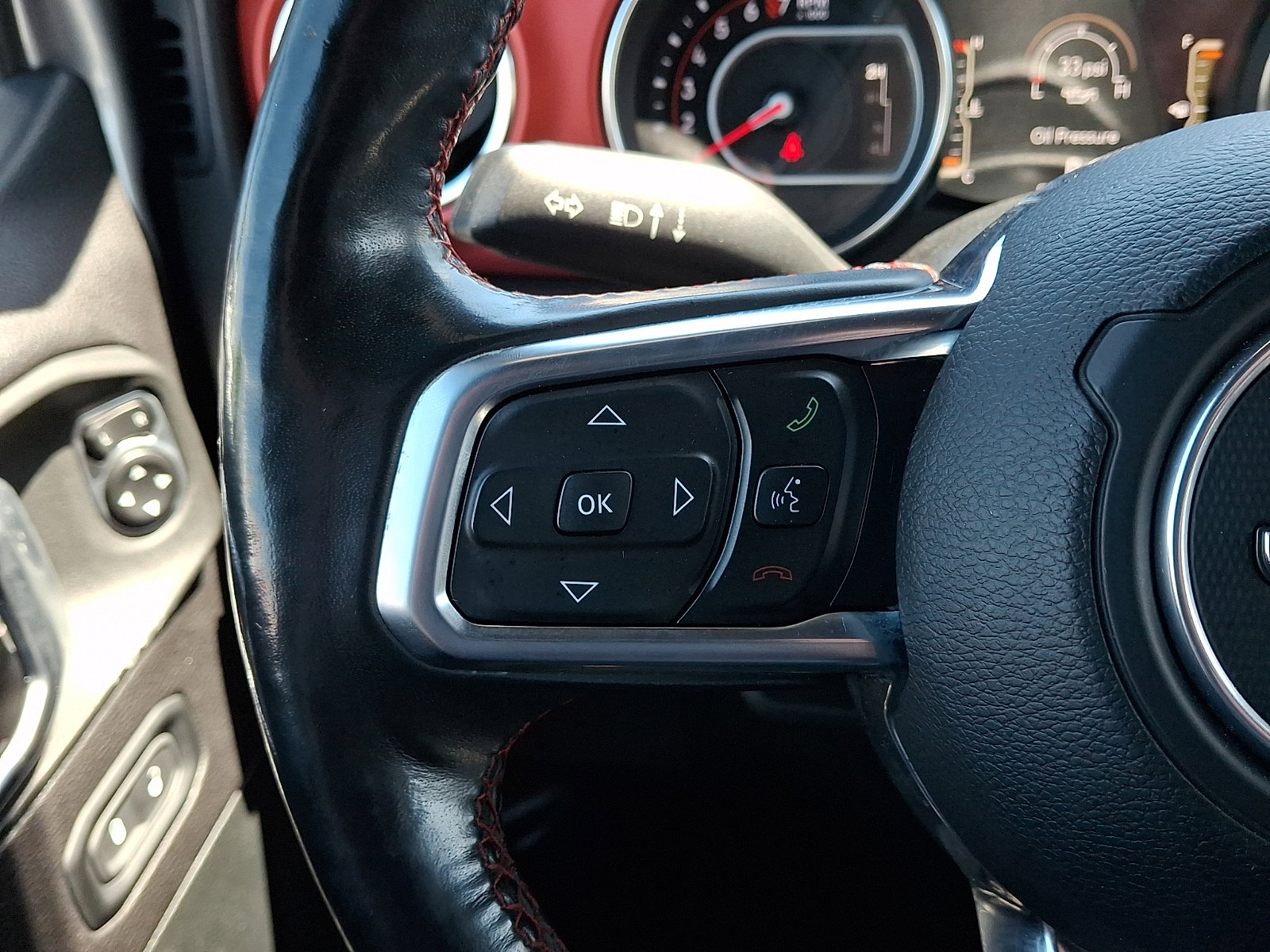 Used 2020 Jeep Gladiator Rubicon AWD/4WD image 25