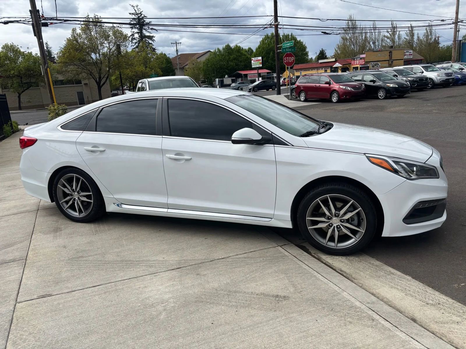 Used 2017 Hyundai Sonata Sport 2.0T image 3