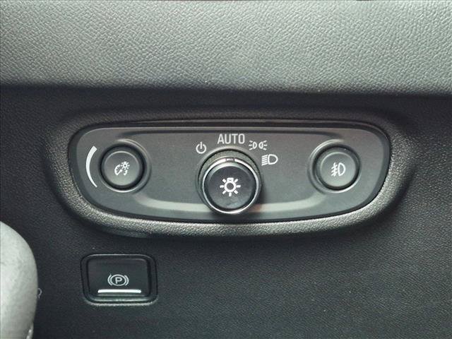 Used 2023 GMC Terrain SLT AWD/4WD image 15