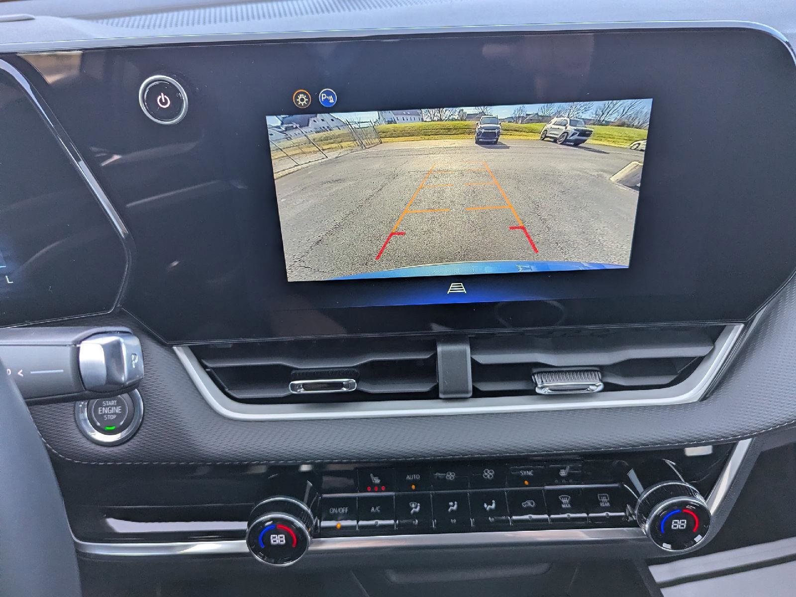 New 2026 Chevrolet Equinox LT w/ Convenience Package II image 30