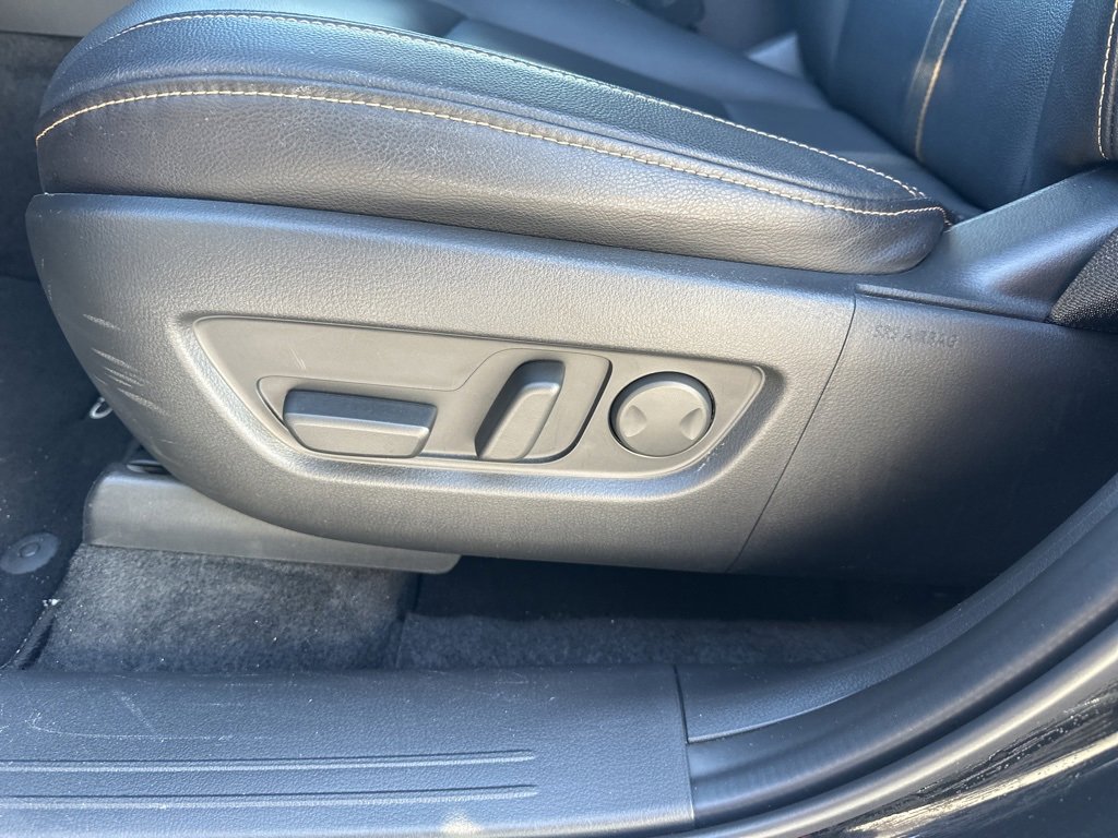 Used 2025 MAZDA CX-90 3.3 Turbo w/ Select Package image 12