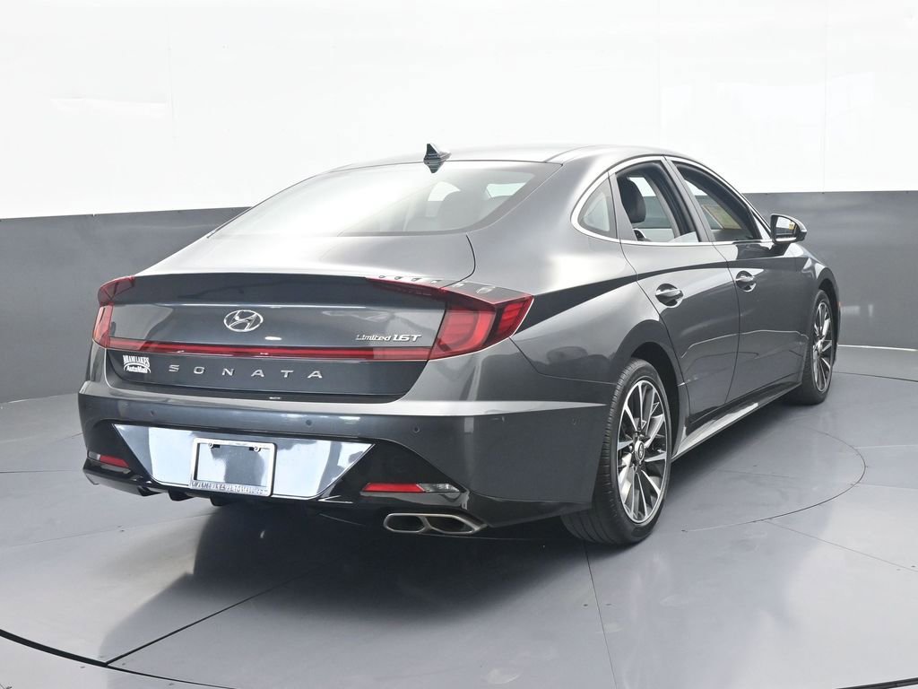 Used 2023 Hyundai Sonata Limited w/ Preferred Accessory Package FWD image 5