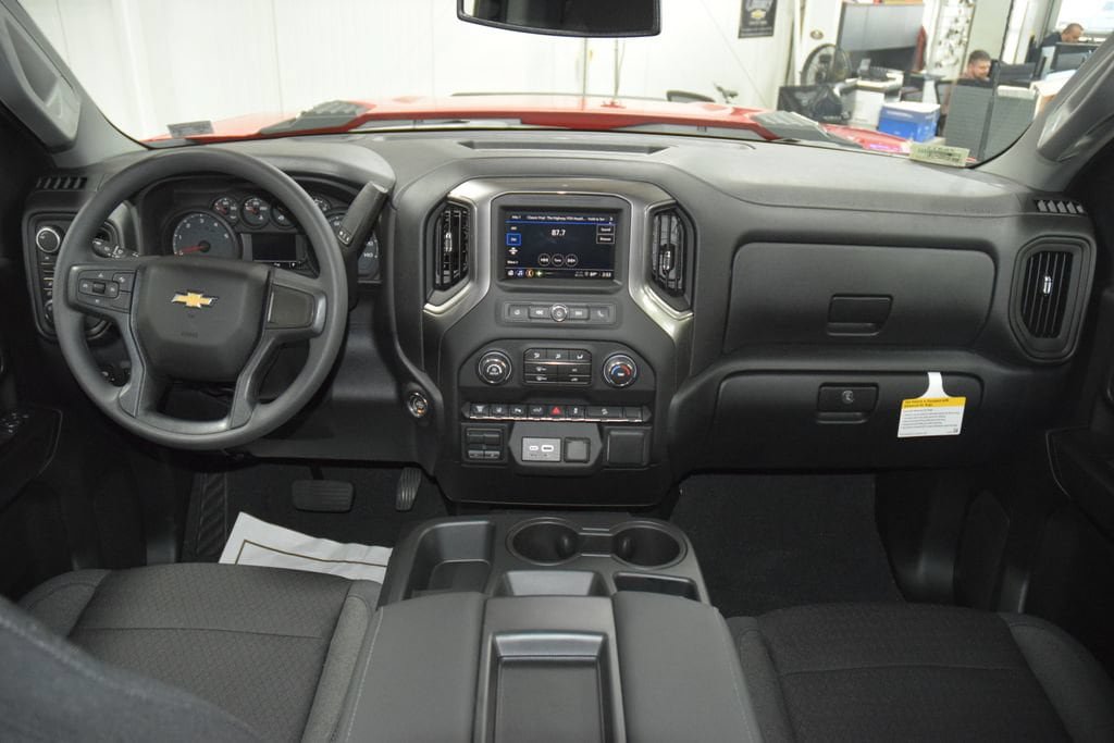 New 2026 Chevrolet Silverado 2500 Custom w/ Custom Value Package AWD/4WD image 32