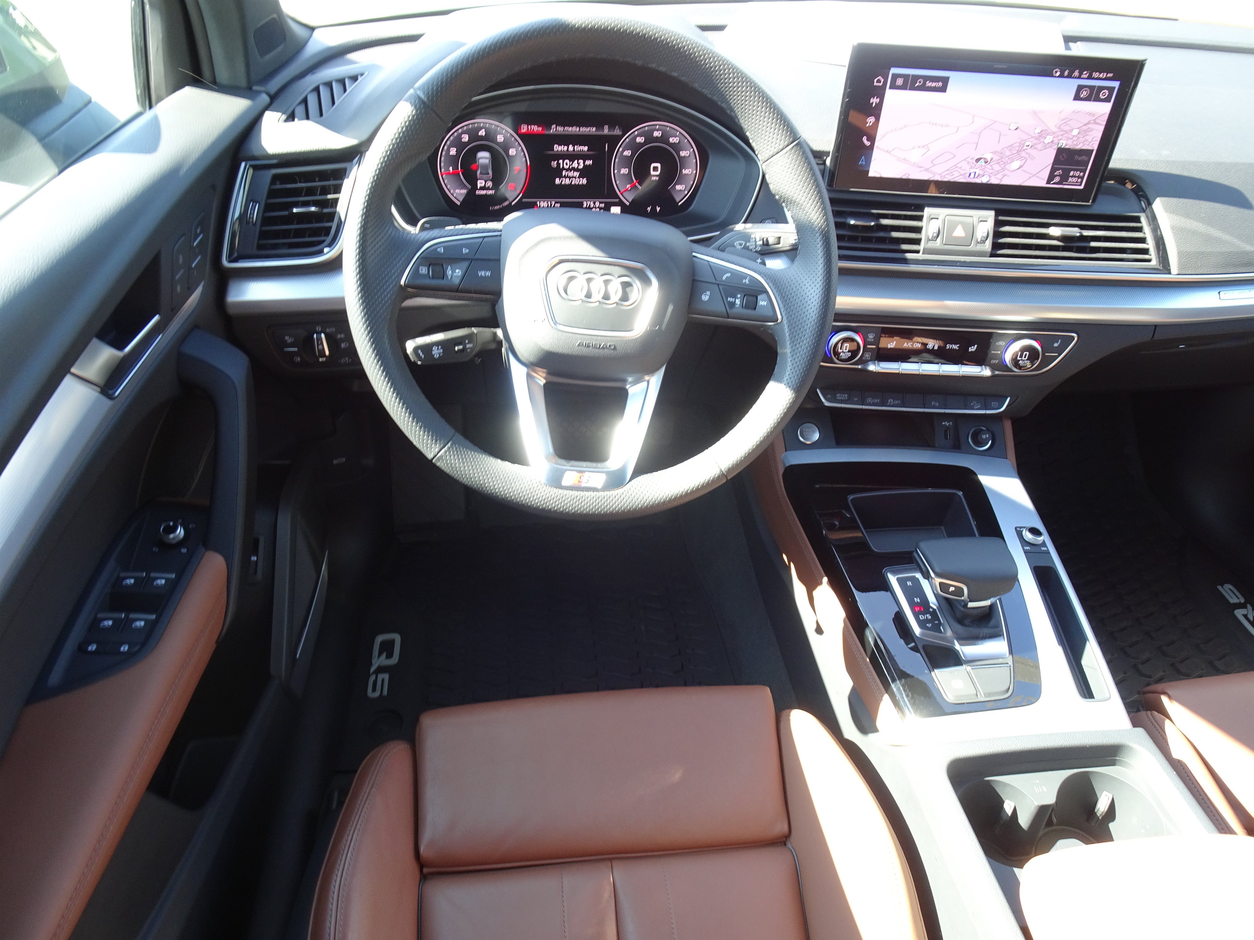 Certified 2024 Audi Q5 2.0T Premium Plus w/ Premium Plus Package AWD/4WD image 11