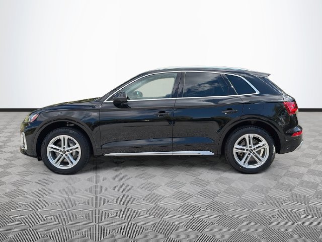 Used 2022 Audi Q5 e Prestige AWD/4WD image 3