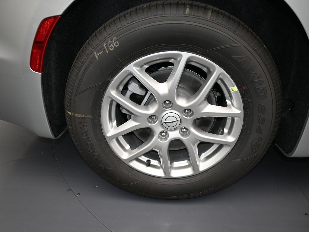 New 2026 Chrysler Voyager LX FWD image 36