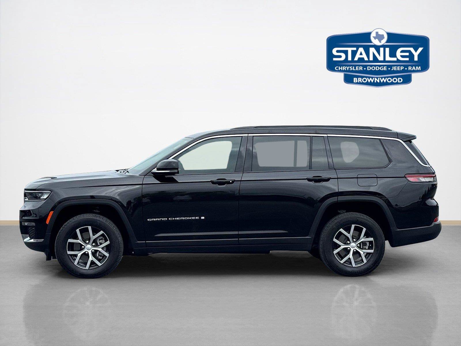 Used 2024 Jeep Grand Cherokee L Limited AWD/4WD image 4