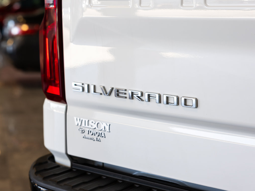 Used 2020 Chevrolet Silverado 1500 LT Trail Boss AWD/4WD image 10