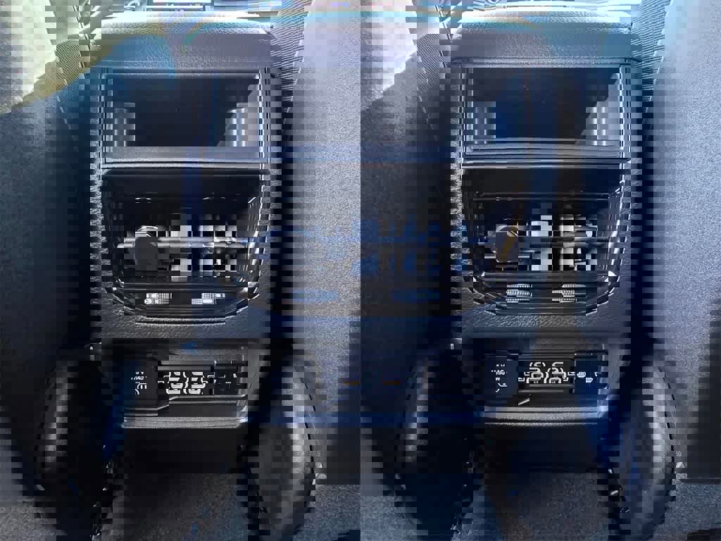 New 2025 Jeep Grand Cherokee Limited image 10