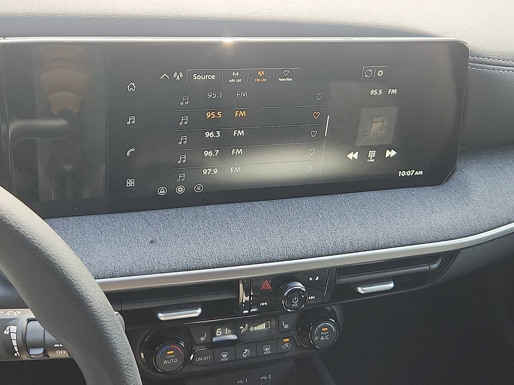 New 2026 Nissan Kicks SV AWD/4WD image 8