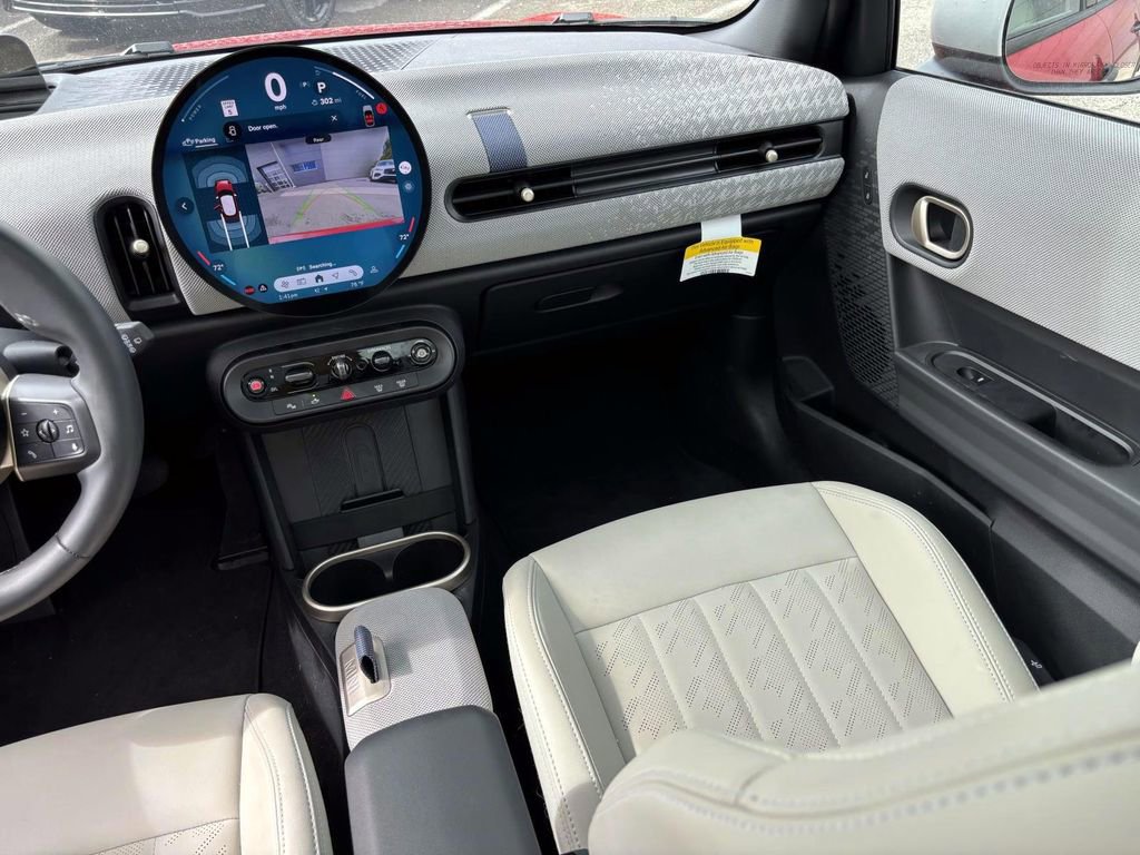 Certified 2025 MINI Cooper S image 32