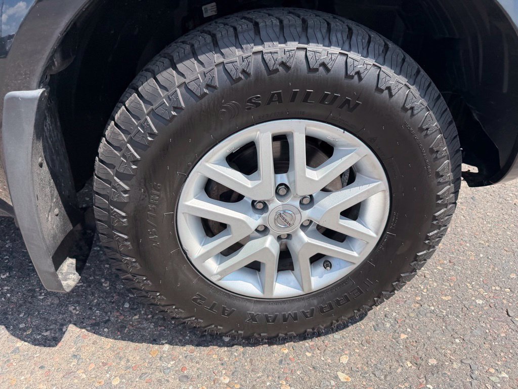 Used 2019 Nissan Frontier SV AWD/4WD image 17