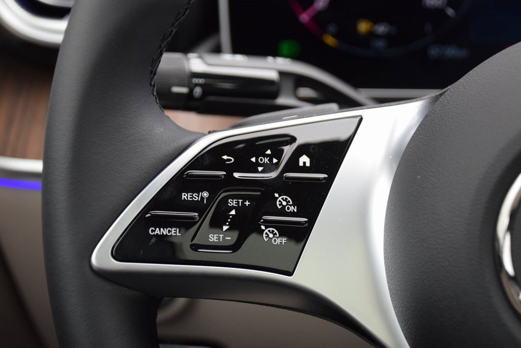 New 2025 Mercedes-Benz C 300 Sedan image 24