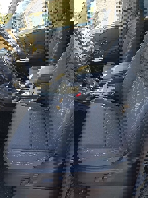 New 2026 Nissan Frontier SV image 5