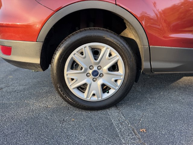 Used 2015 Ford Escape S FWD image 38