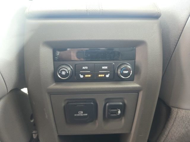 Used 2019 Chevrolet Traverse Premier image 44