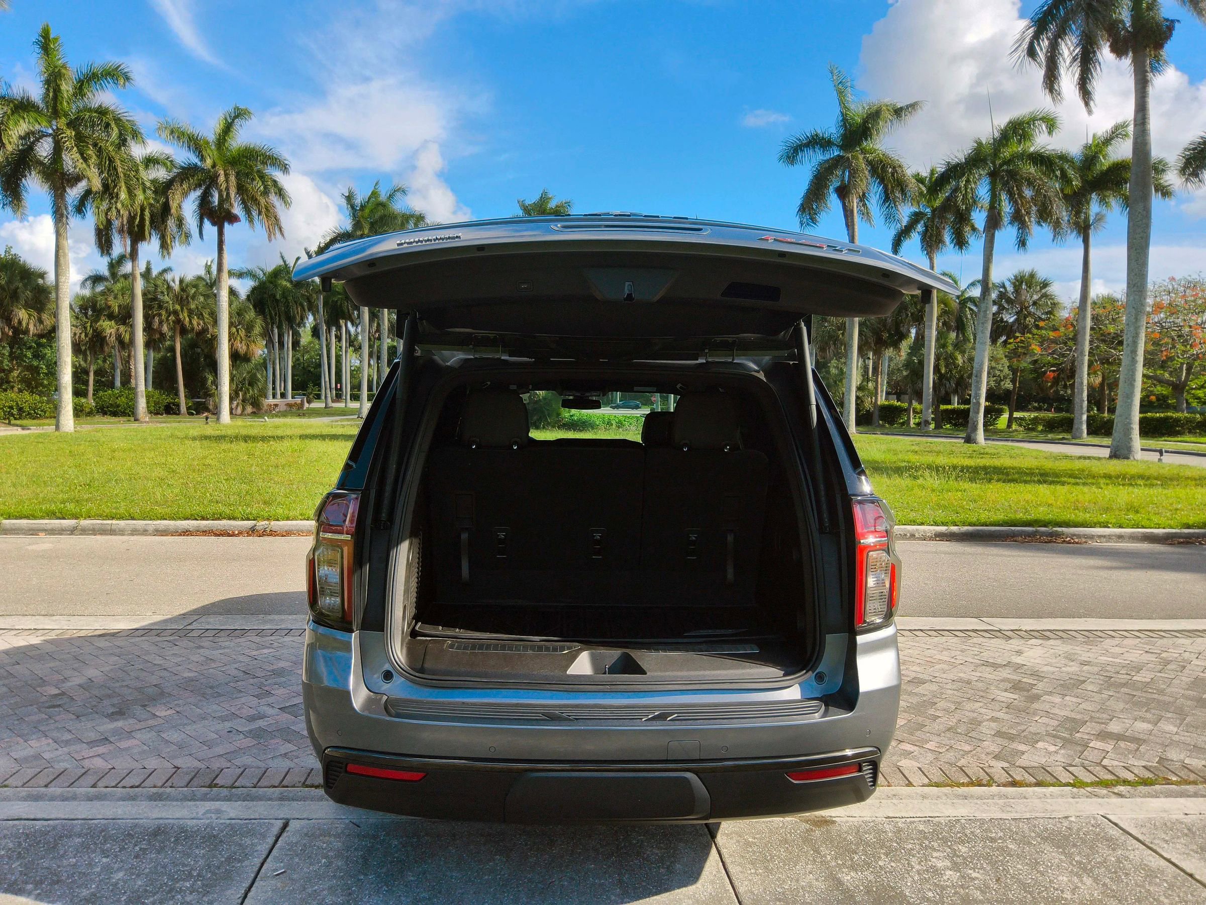 Used 2021 Chevrolet Tahoe RST RWD image 46