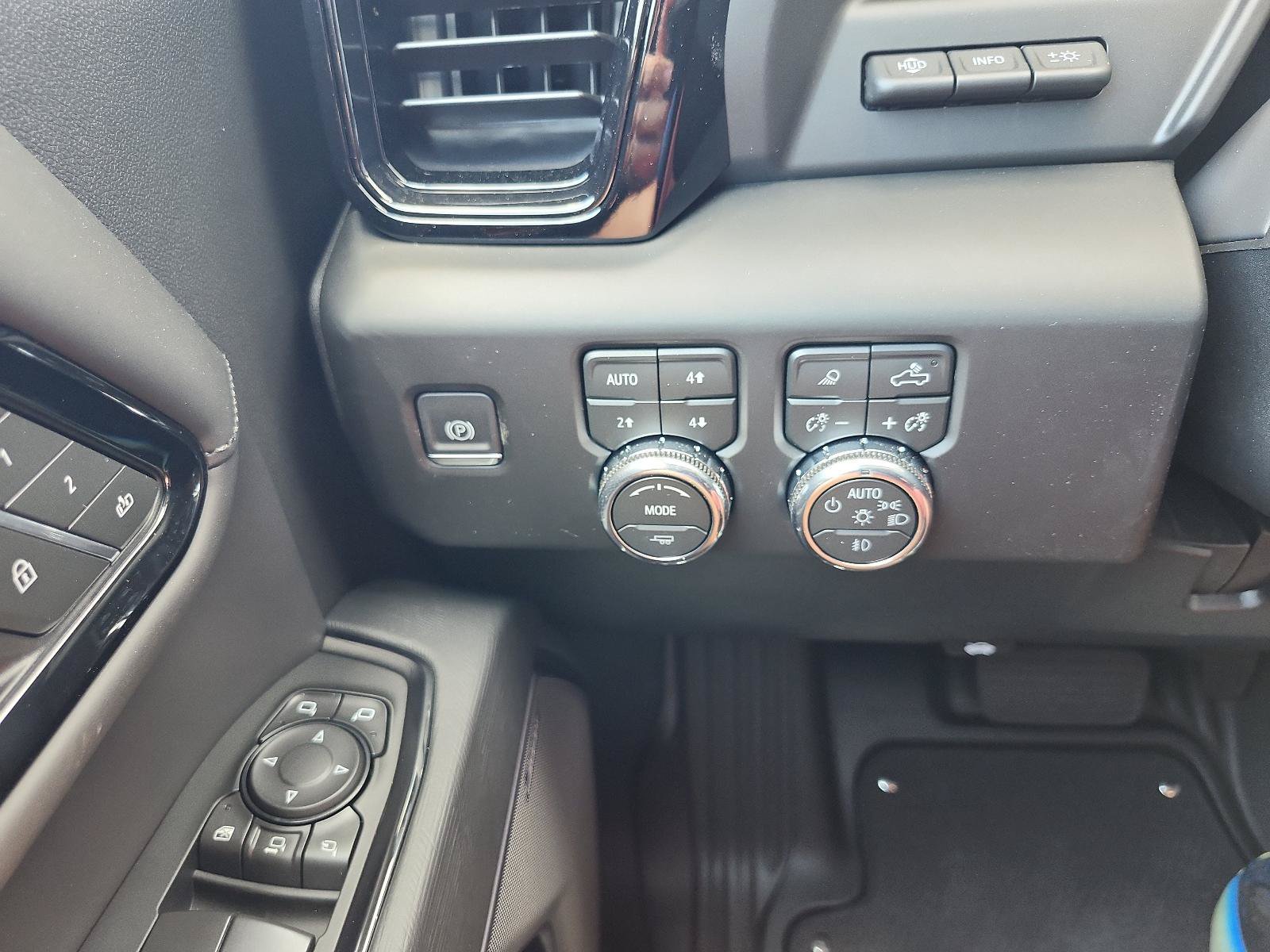 Used 2026 GMC Sierra 2500 AT4X AWD/4WD image 26