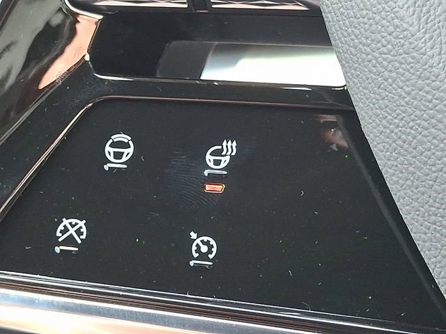 New 2025 Cadillac Lyriq Sport w/ LPO, Floor Liner Package AWD/4WD image 13