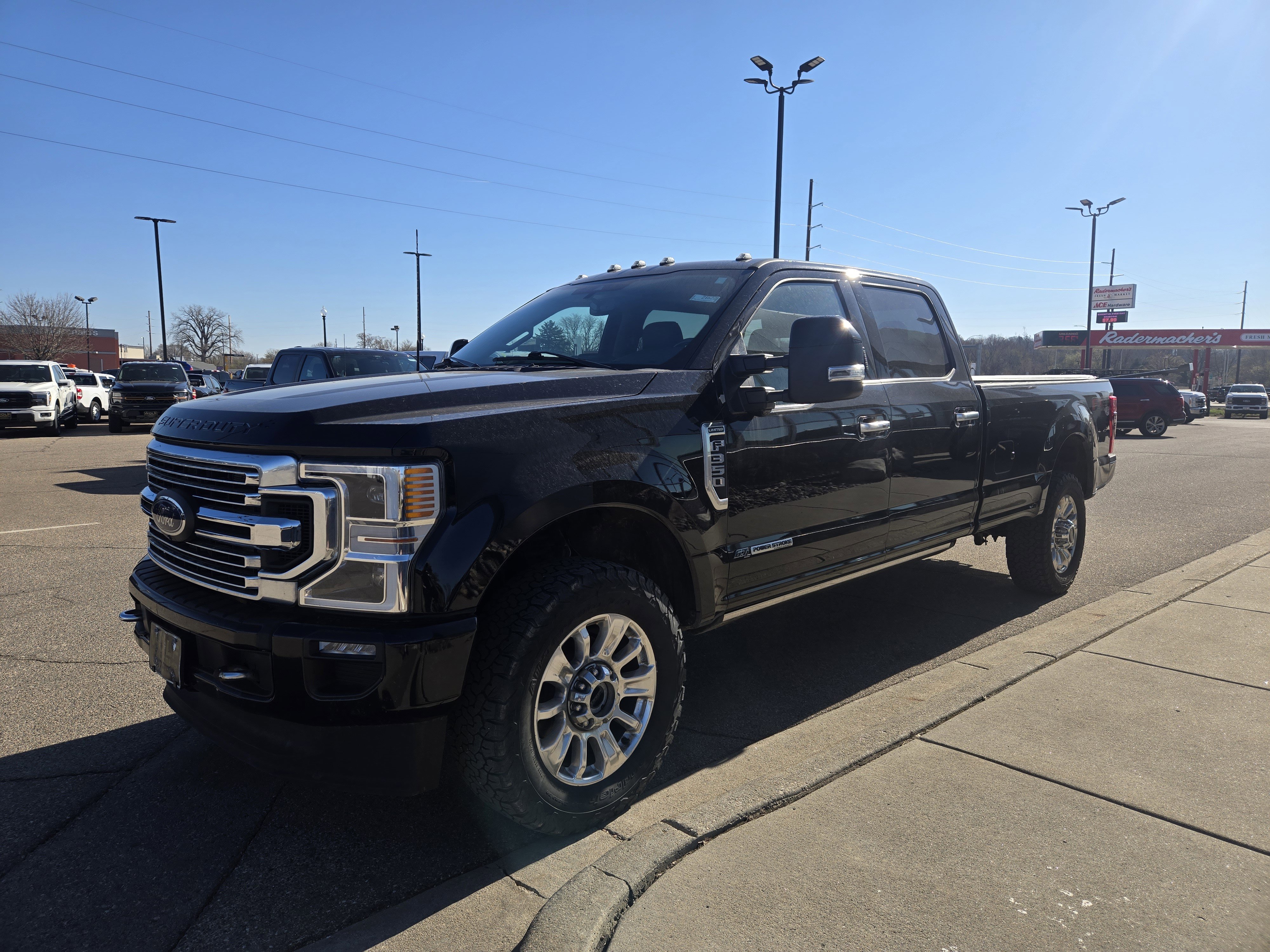 Certified 2022 Ford F350 Limited w/ FX4 Off-Road Package AWD/4WD image 3