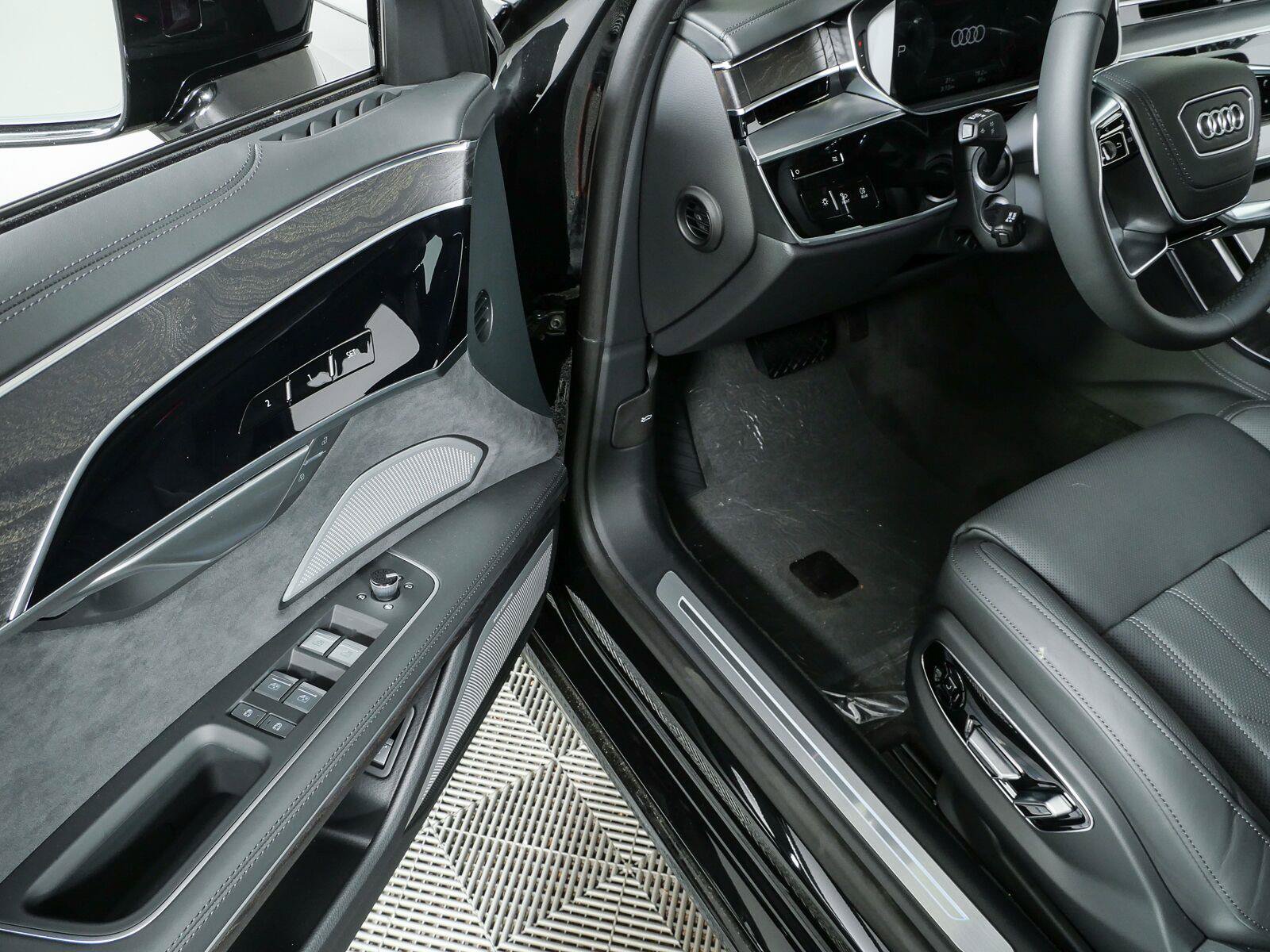 New 2027 Audi A8 L 3.0T AWD/4WD image 8