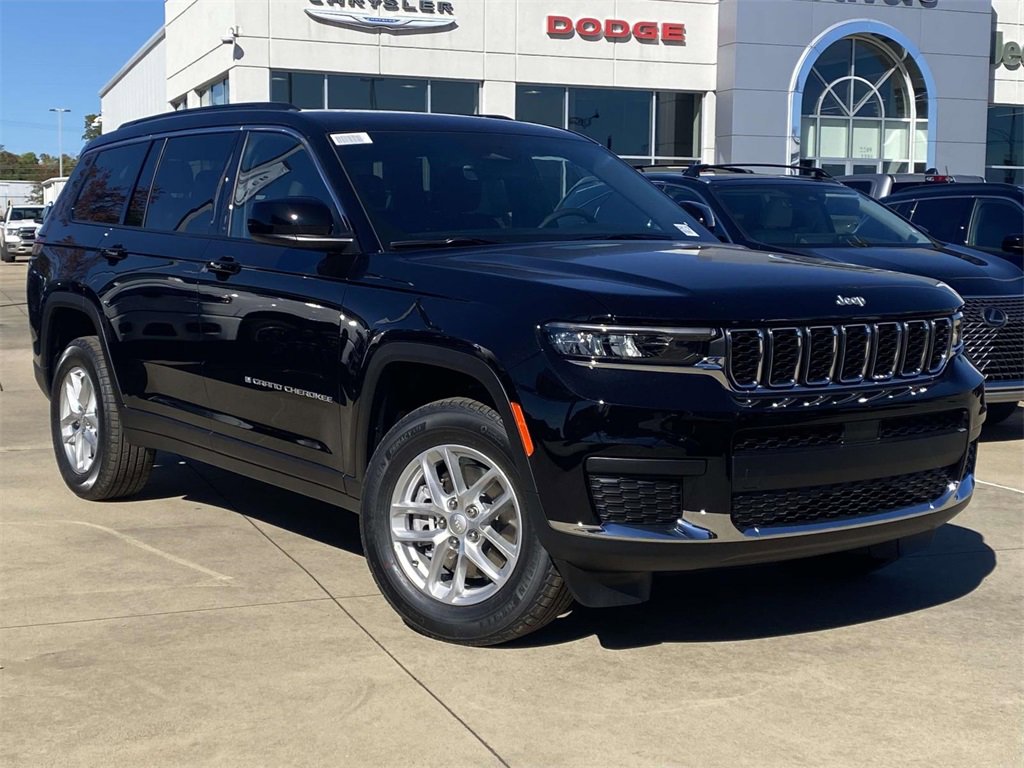 New 2025 Jeep Grand Cherokee L Laredo w/ Luxury Tech Group I image 33