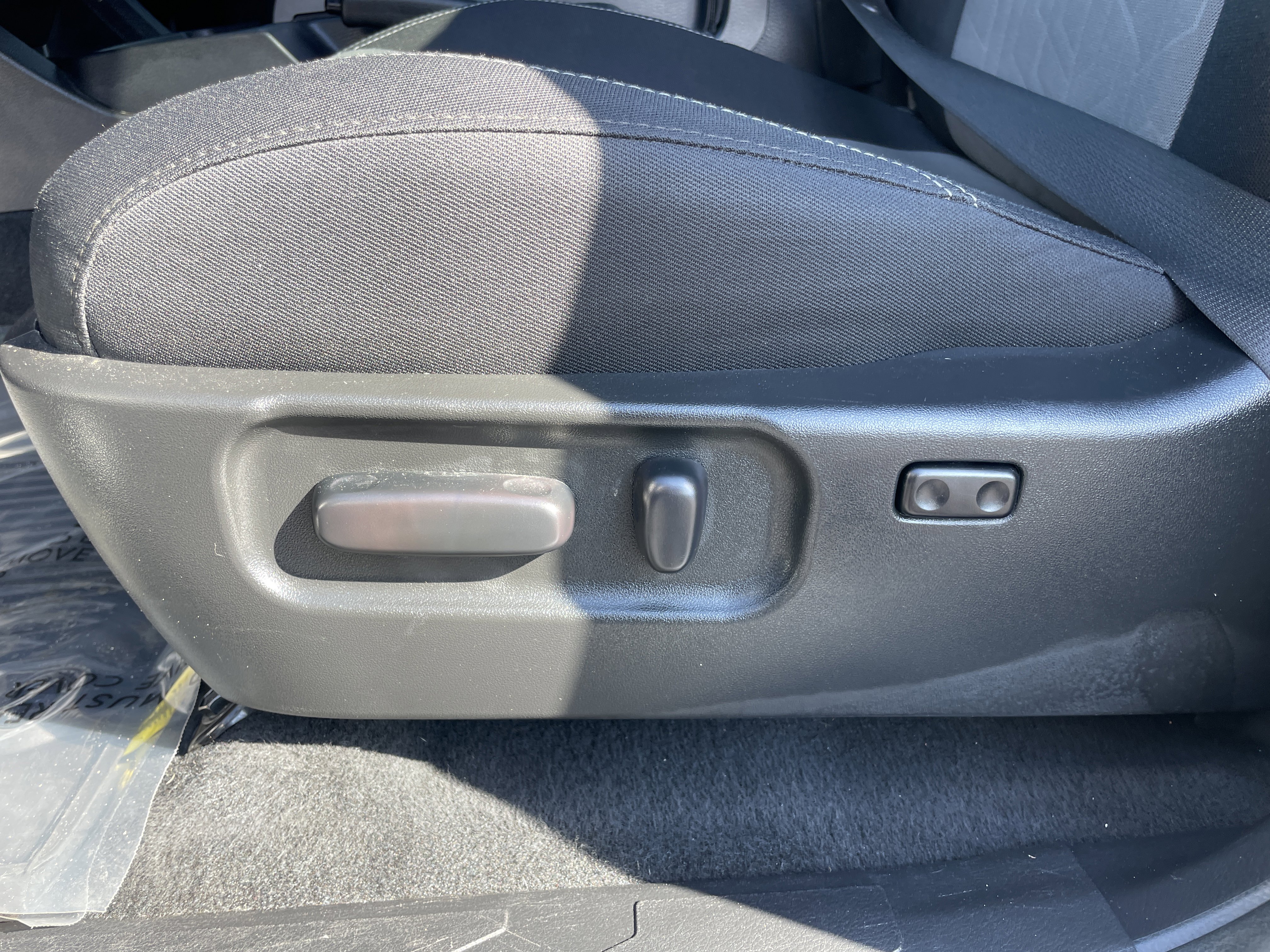 Used 2023 Toyota Tacoma TRD Off-Road w/ Technology Package image 13