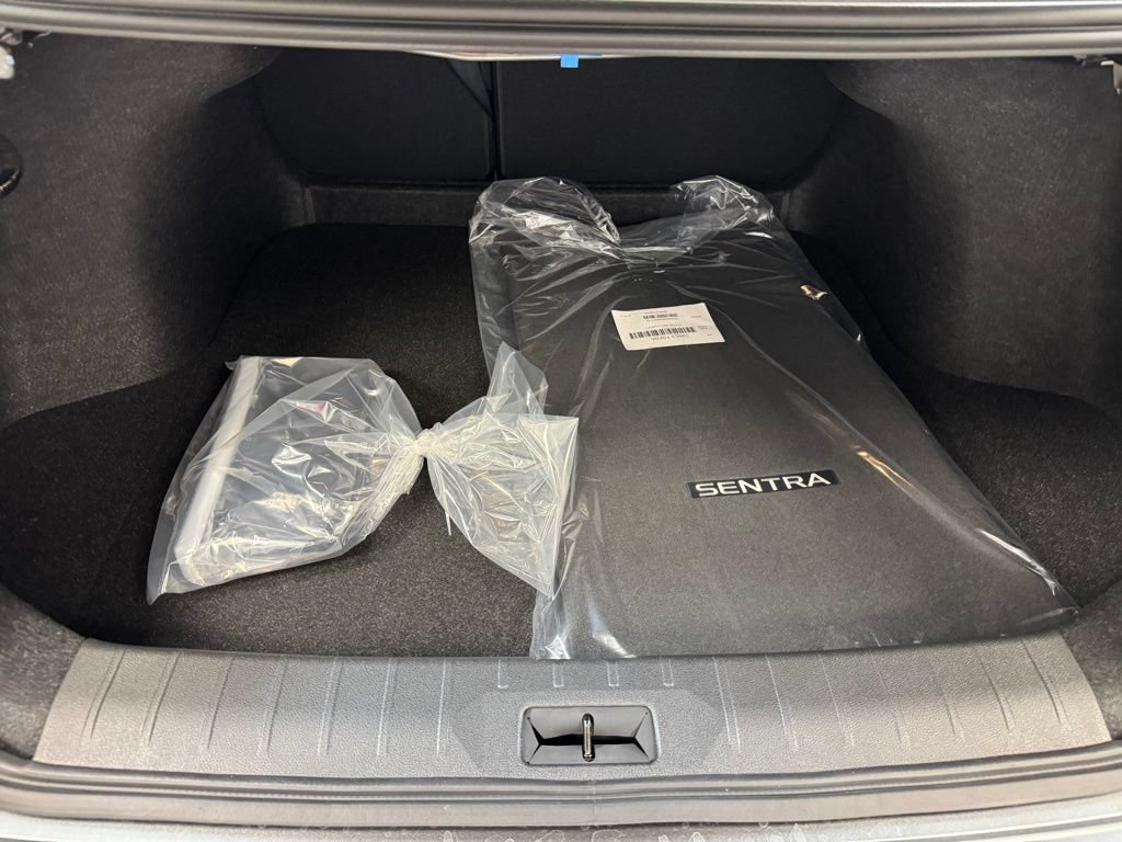 New 2026 Nissan Sentra SV w/ SV Convenience Package FWD image 22