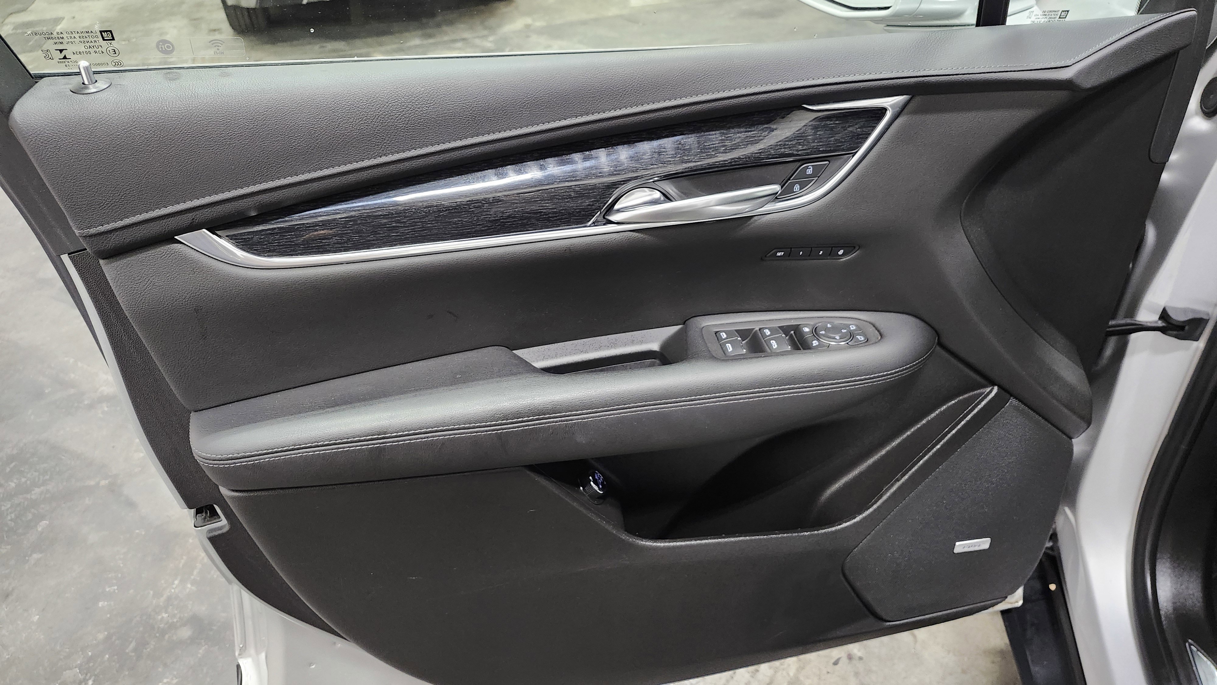 Used 2020 Cadillac XT5 Premium Luxury image 27