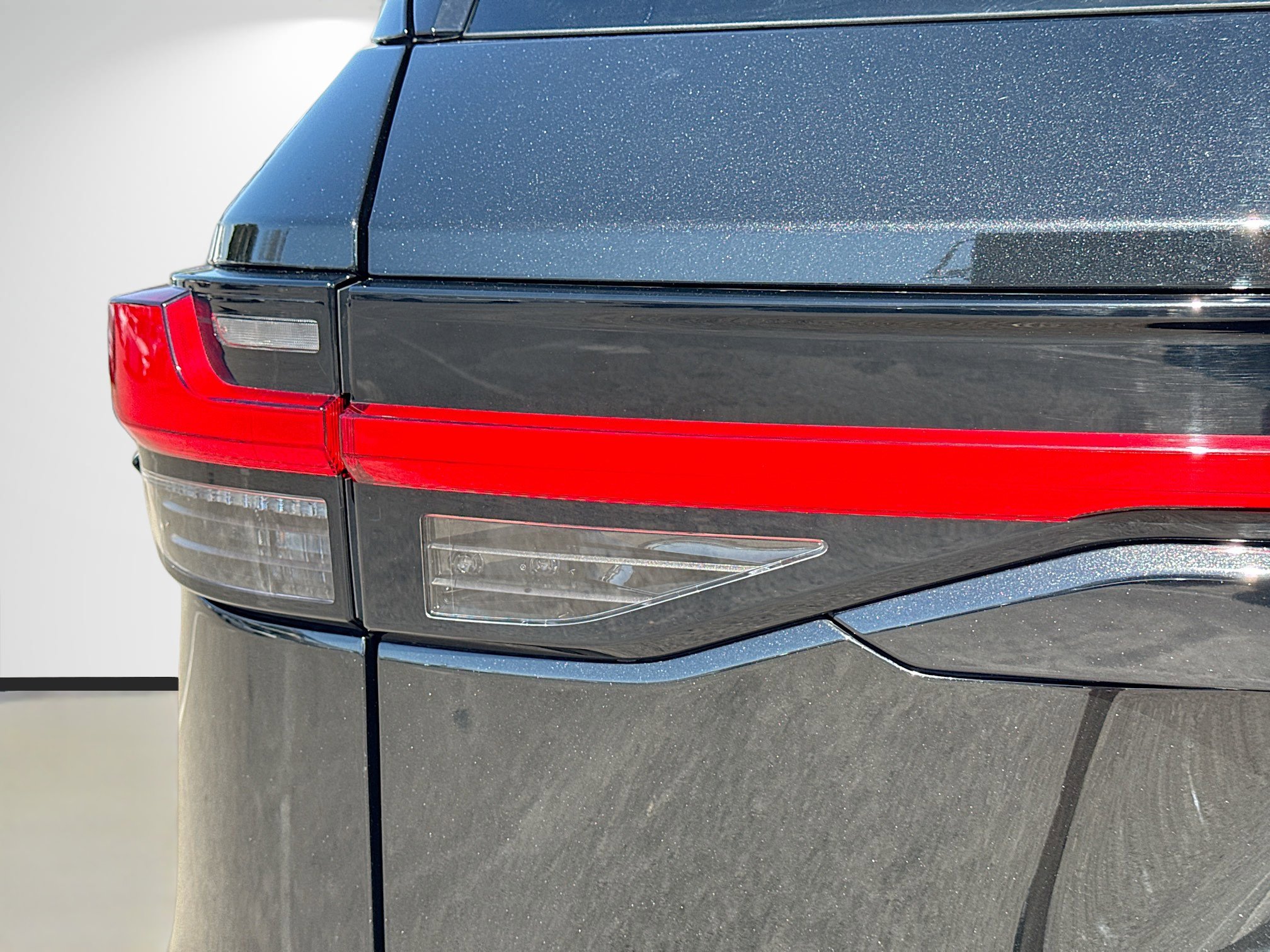 Used 2025 Lexus TX 500h AWD w/ Technology Package image 10