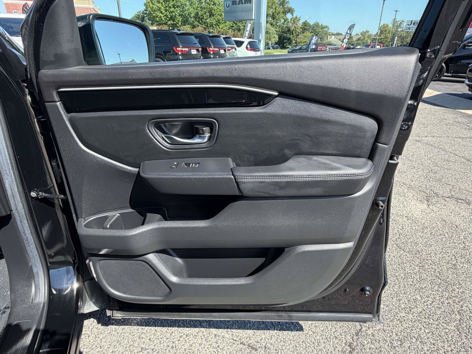 Used 2024 Honda Pilot Touring image 35
