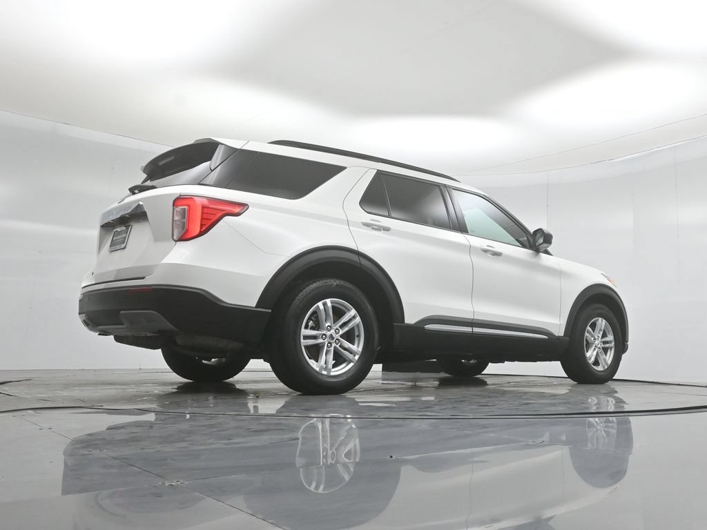 Certified 2023 Ford Explorer XLT w/ Equipment Group 202A RWD image 50