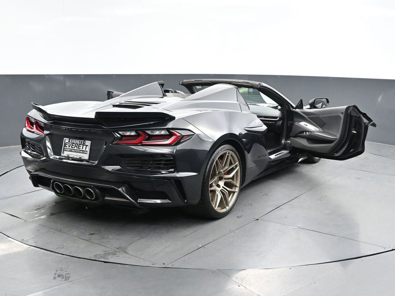 Used 2024 Chevrolet Corvette Z06 image 37