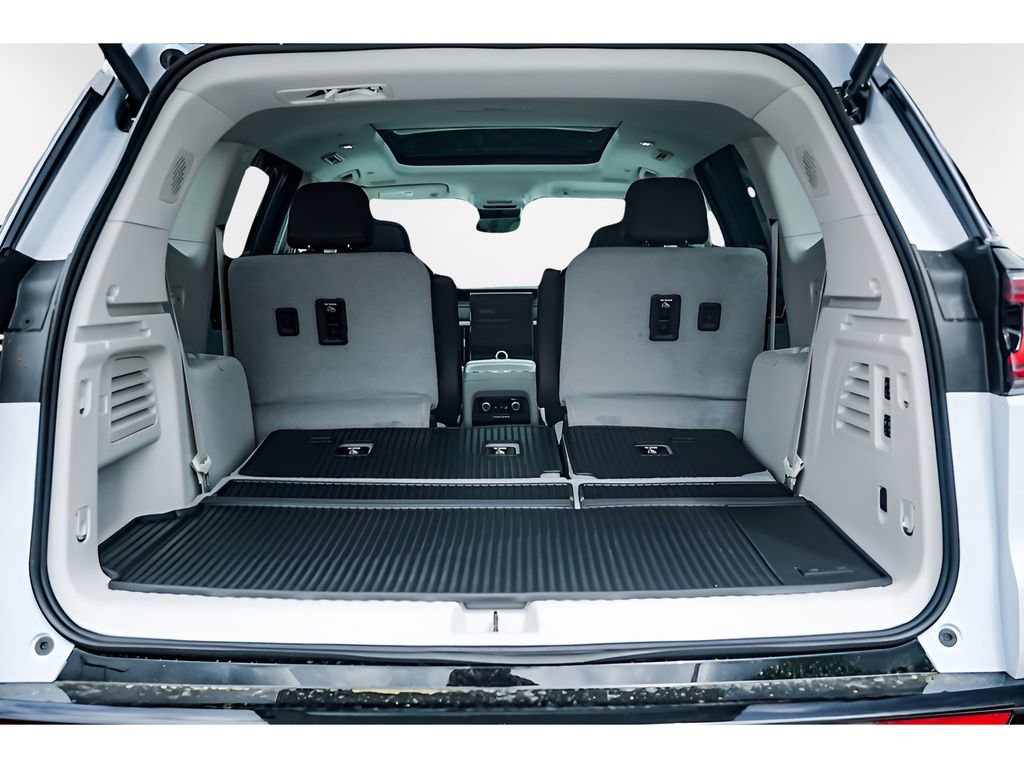 New 2026 GMC Acadia Denali w/ Super Cruise Package FWD image 32