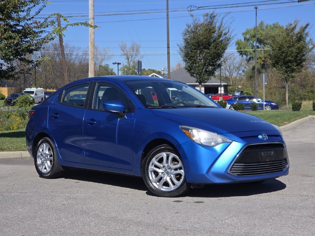 Used 2016 Scion iA FWD image 1