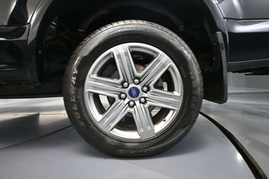 Used 2018 Ford F150 XLT w/ Equipment Group 301A Mid AWD/4WD image 10