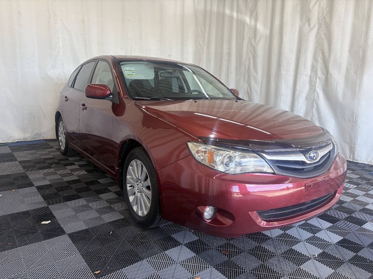 Used 2010 Subaru Impreza 2.5i Premium AWD/4WD image 3