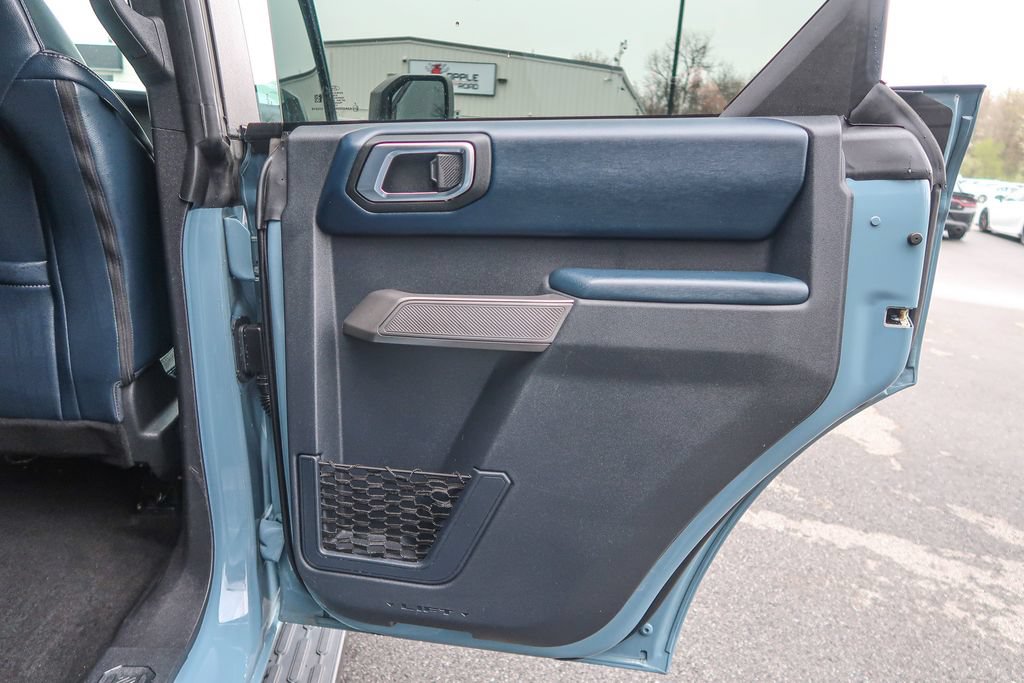 Used 2023 Ford Bronco Outer Banks AWD/4WD image 16