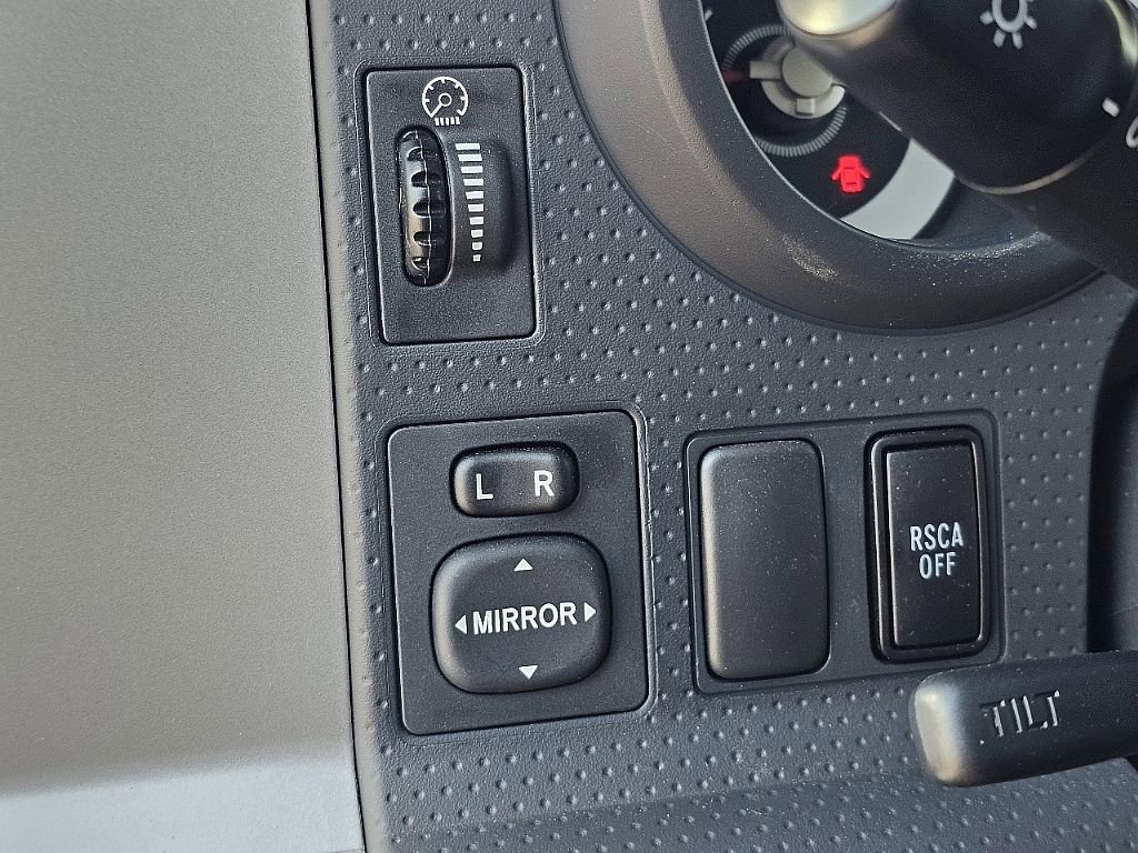 Used 2014 Toyota FJ Cruiser 4WD w/ Upgrade Package image 30