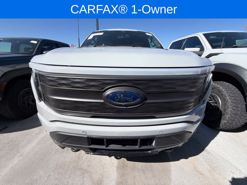 Used 2023 Ford F150 Lightning Platinum AWD/4WD image 2