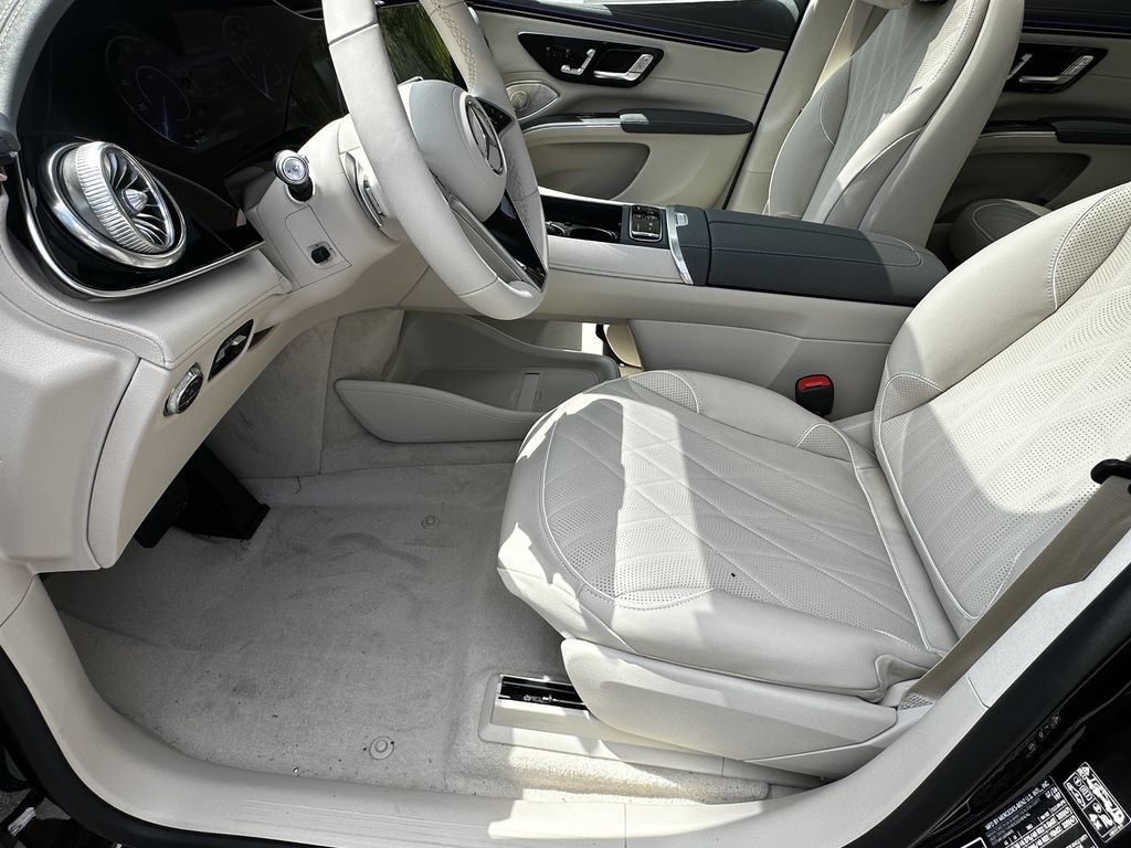 New 2027 Mercedes-Benz EQS 550 4MATIC SUV image 10