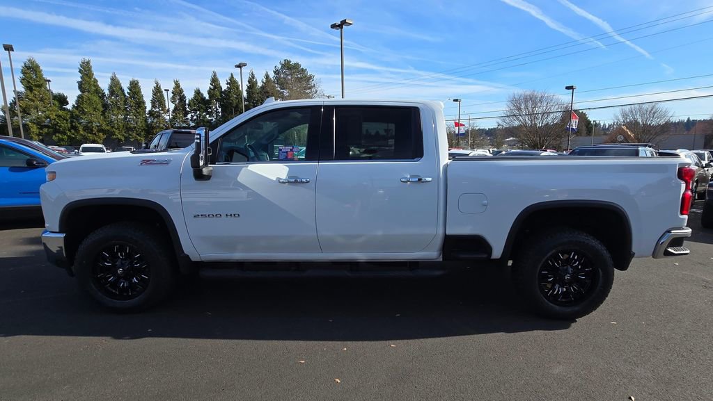 Used 2020 Chevrolet Silverado 2500 LTZ w/ LTZ Plus Package image 6