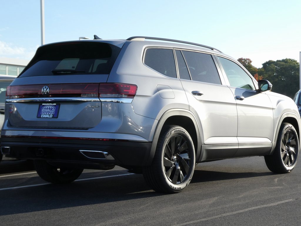 New 2026 Volkswagen Atlas SE image 3