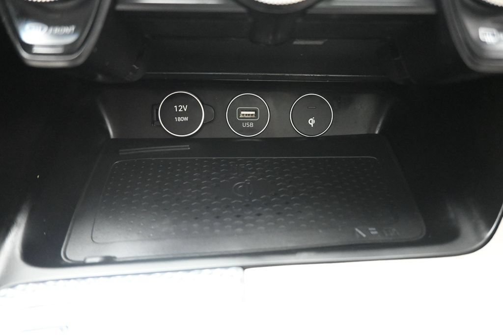 Used 2023 Genesis G70 3.3T w/ Sport Prestige Package RWD image 28