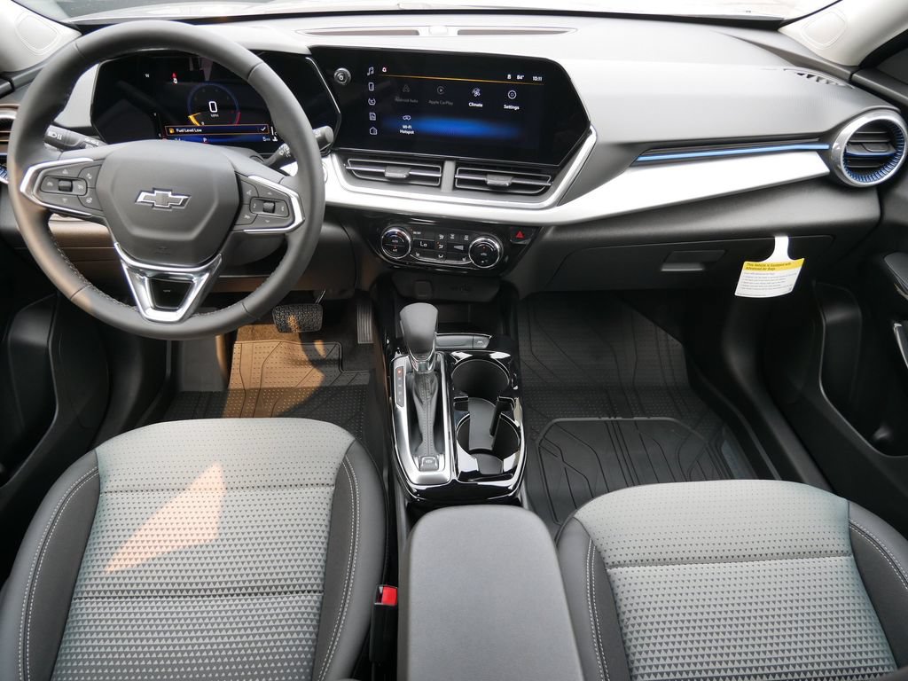 New 2026 Chevrolet Trax LT w/ Driver Confidence Package FWD image 17