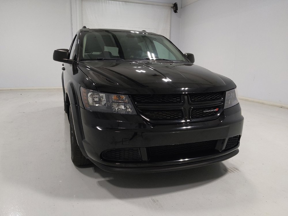 Used 2020 Dodge Journey SE w/ Blacktop Package FWD image 14