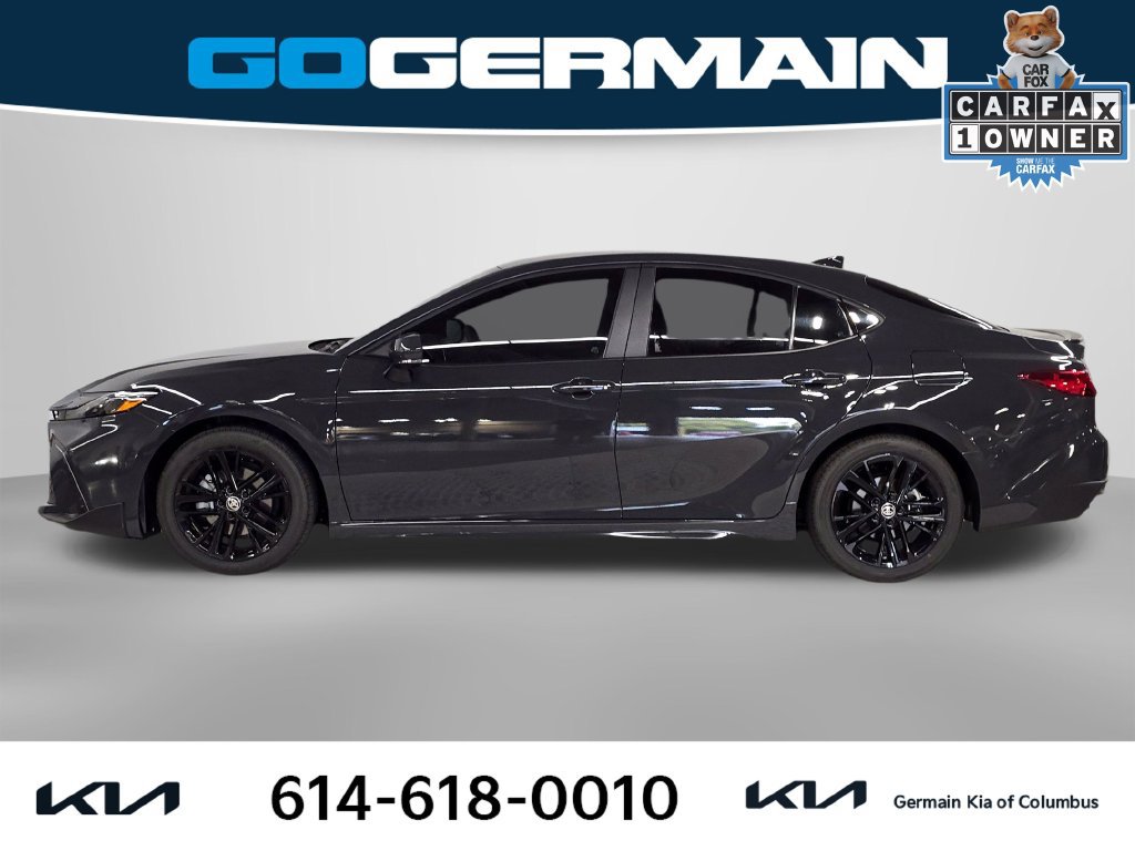 Used 2026 Toyota Camry SE FWD image 11