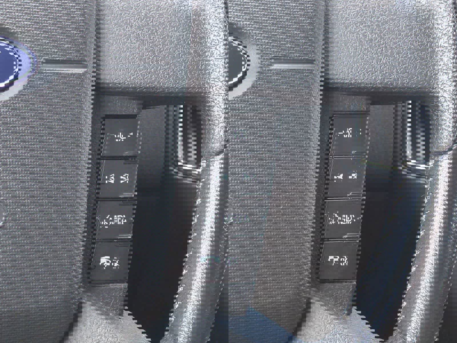 Used 2010 Ford Edge Limited AWD/4WD image 24