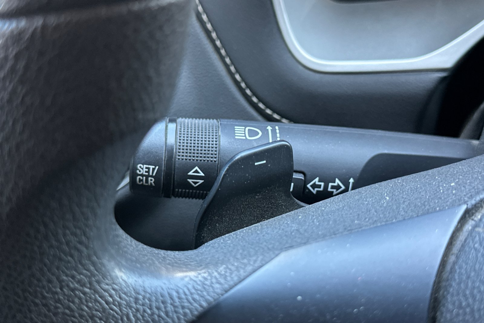 Used 2014 Chevrolet Camaro LS RWD image 34