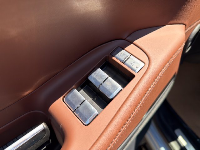 New 2026 Lincoln Navigator Reserve AWD/4WD image 22